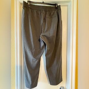 Women’s GAP pull on career pant